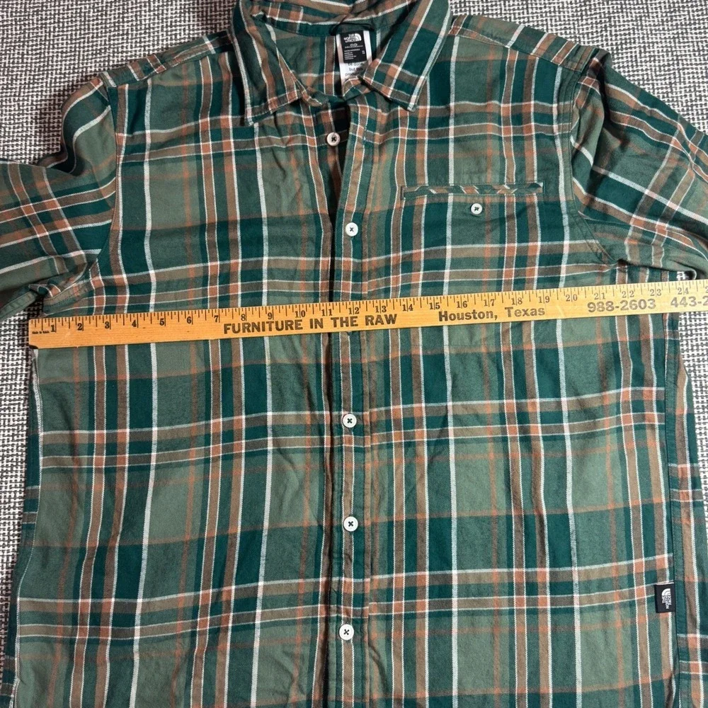 The North Face Mens XL Plaid Flannel Shirt Green Brown Long Sleeved Button Up